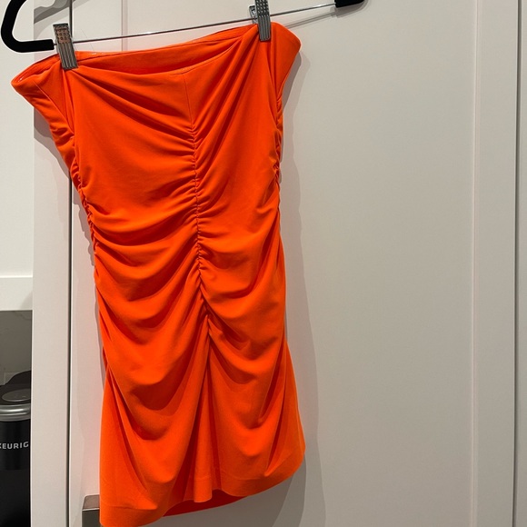 Norma Kamali Pickleball strapless dress - Picture 4 of 6